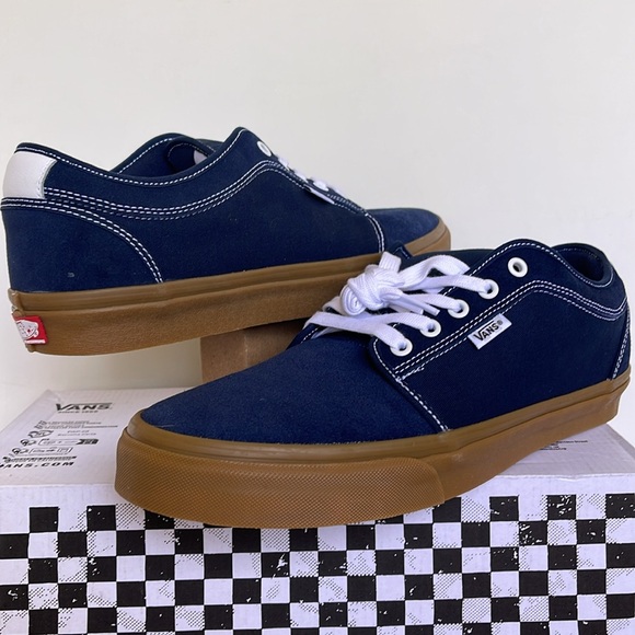 Vans Men’s Skate Chukka Low Dress Blues/Gum
VN0A4BX4FS1
Sneakers - Picture 9 of 16